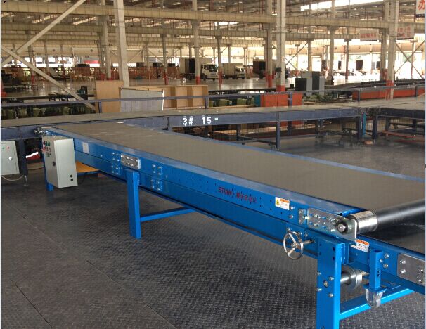 伸縮皮帶機(jī)2 伸縮皮帶機(jī)2