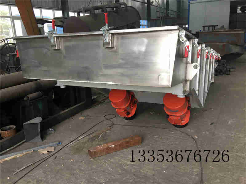 直線振動篩振動電機(jī)的安裝位置及振動甩塊的轉(zhuǎn)向？