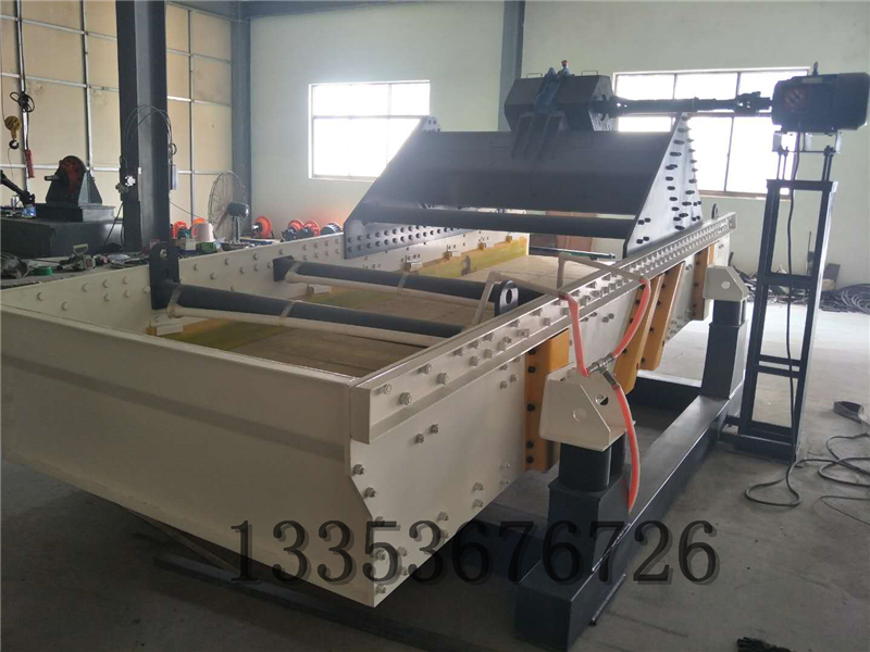 尾礦干排選用高頻振動篩與普通脫水篩有什么區(qū)別？