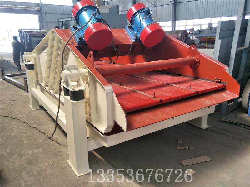 尾礦干排選用高頻振動篩與普通脫水篩有什么區(qū)別？2